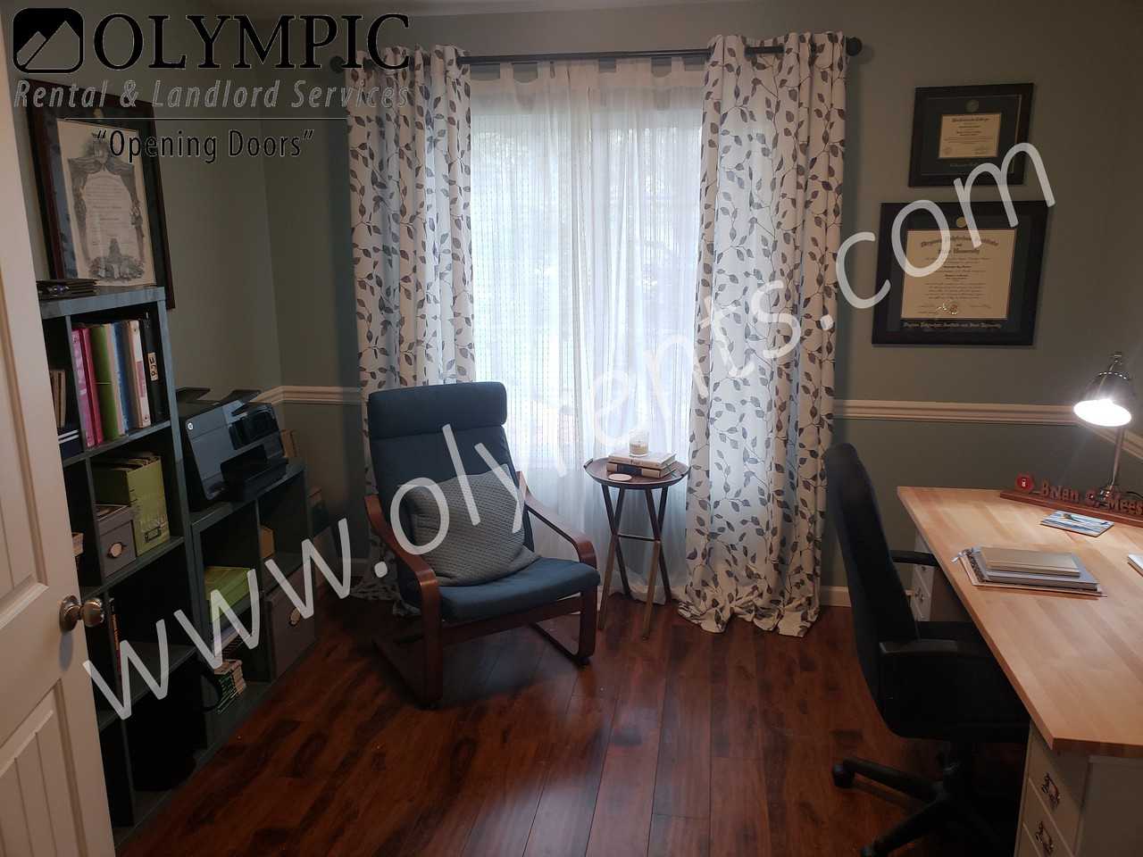 3411 Beth Ct Ne - Photo 3 of 8