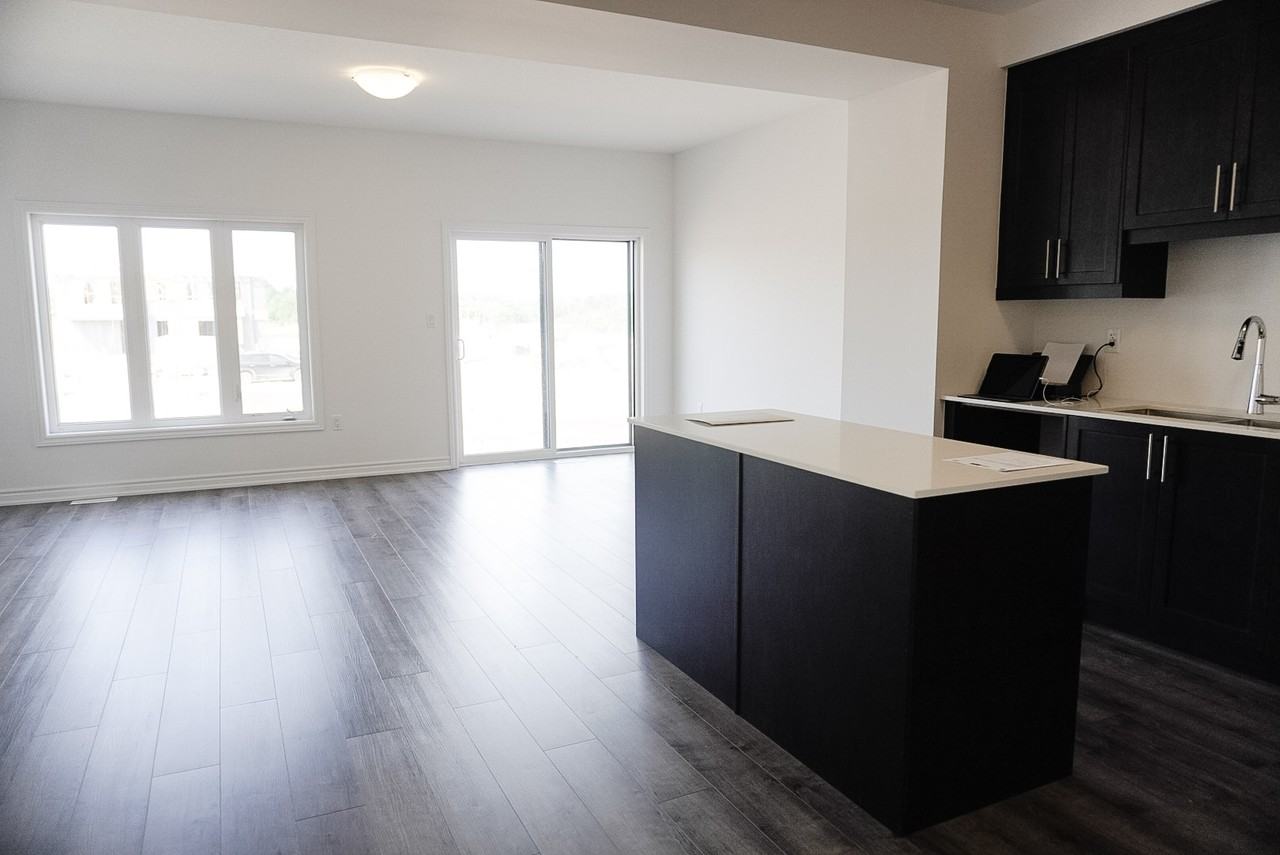 5 June Callwood Way - Photo 2 of 11