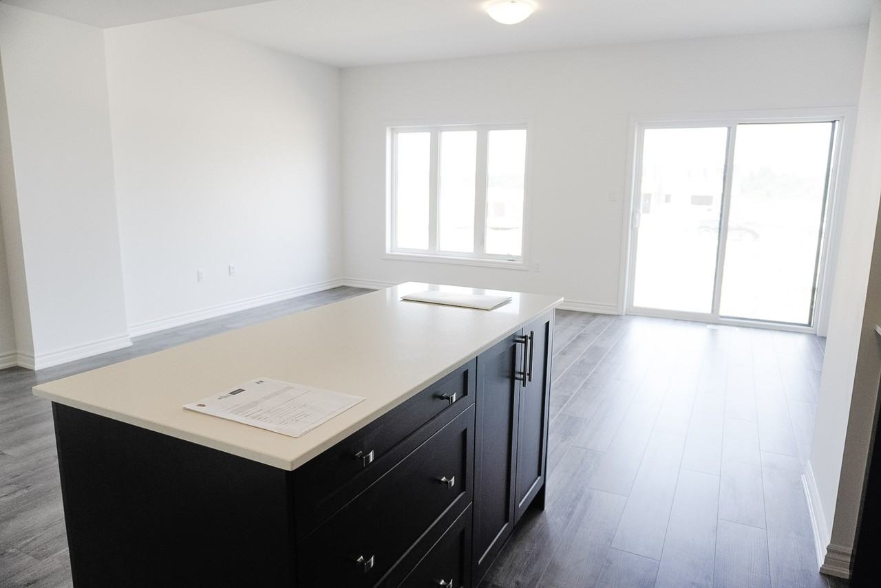 5 June Callwood Way - Photo 3 of 11