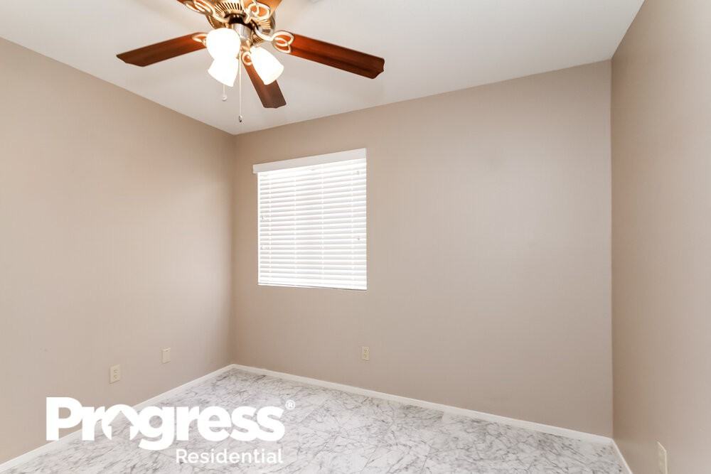 131 Monteen Dr - Photo 7 of 15