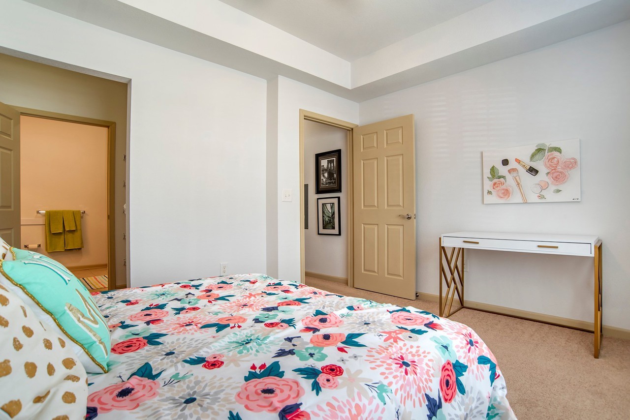 Broadstreet at EastChase Apartments - Photo 5 of 24