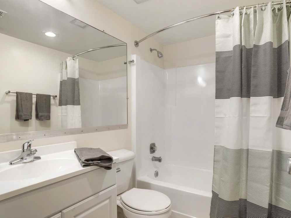 eaves Tysons Corner - Photo 2 of 25