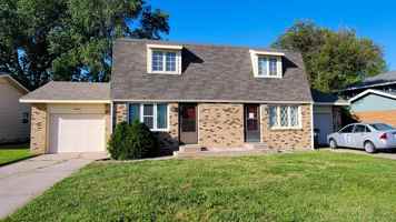 featured image of 3304 Northwestern Ave #B