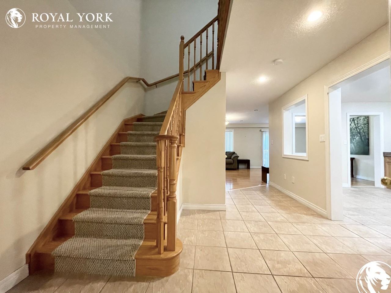 1101 Harrogate Dr - Photo 3 of 45