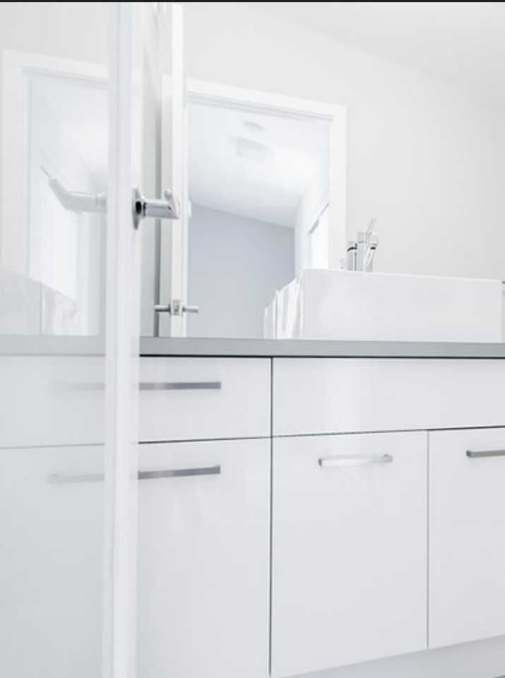 216 Avenue D S - Photo 3 of 5