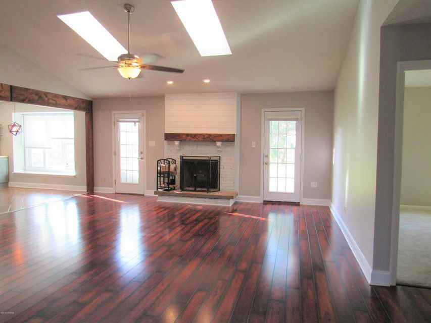 280 Huff Drive - Photo 2 of 20