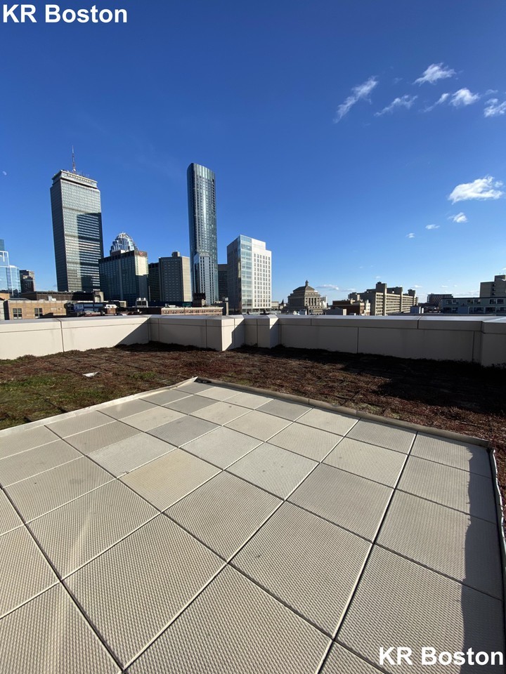 1085 Boylston St #502 - Photo 2 of 6