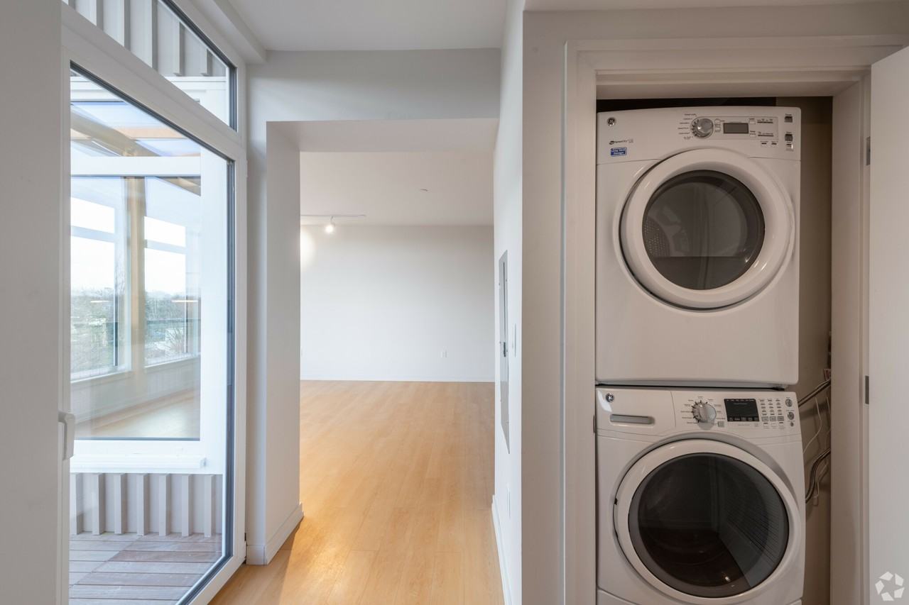 New St #214 - Photo 7 of 19