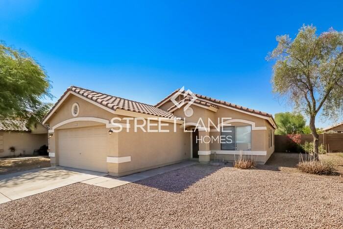 6413 W Hughes Dr - Photo 2 of 15