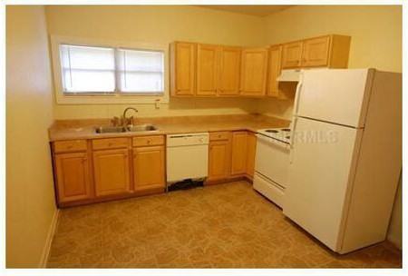 305 E Adalee St - Photo 2 of 8