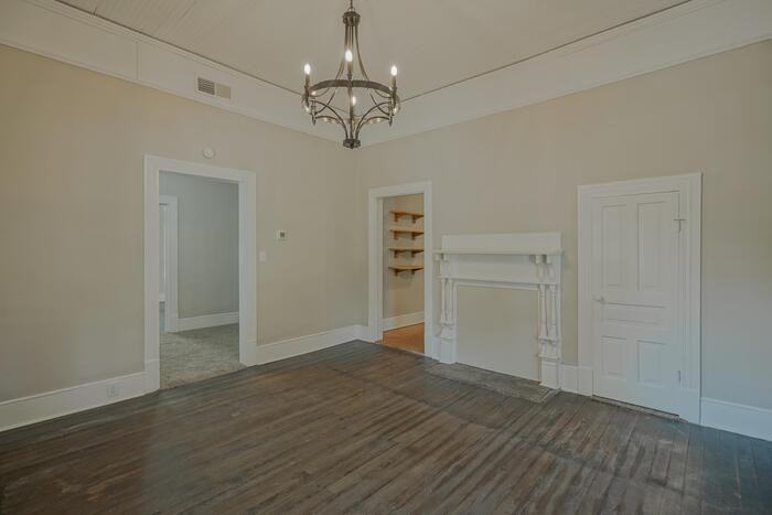 1254 Hunt St - Photo 2 of 12