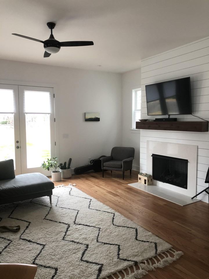 845 Dewees Ave #1 - Photo 4 of 35