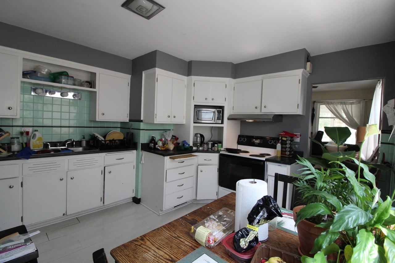 2933 N Newhall St #A - Photo 2 of 27