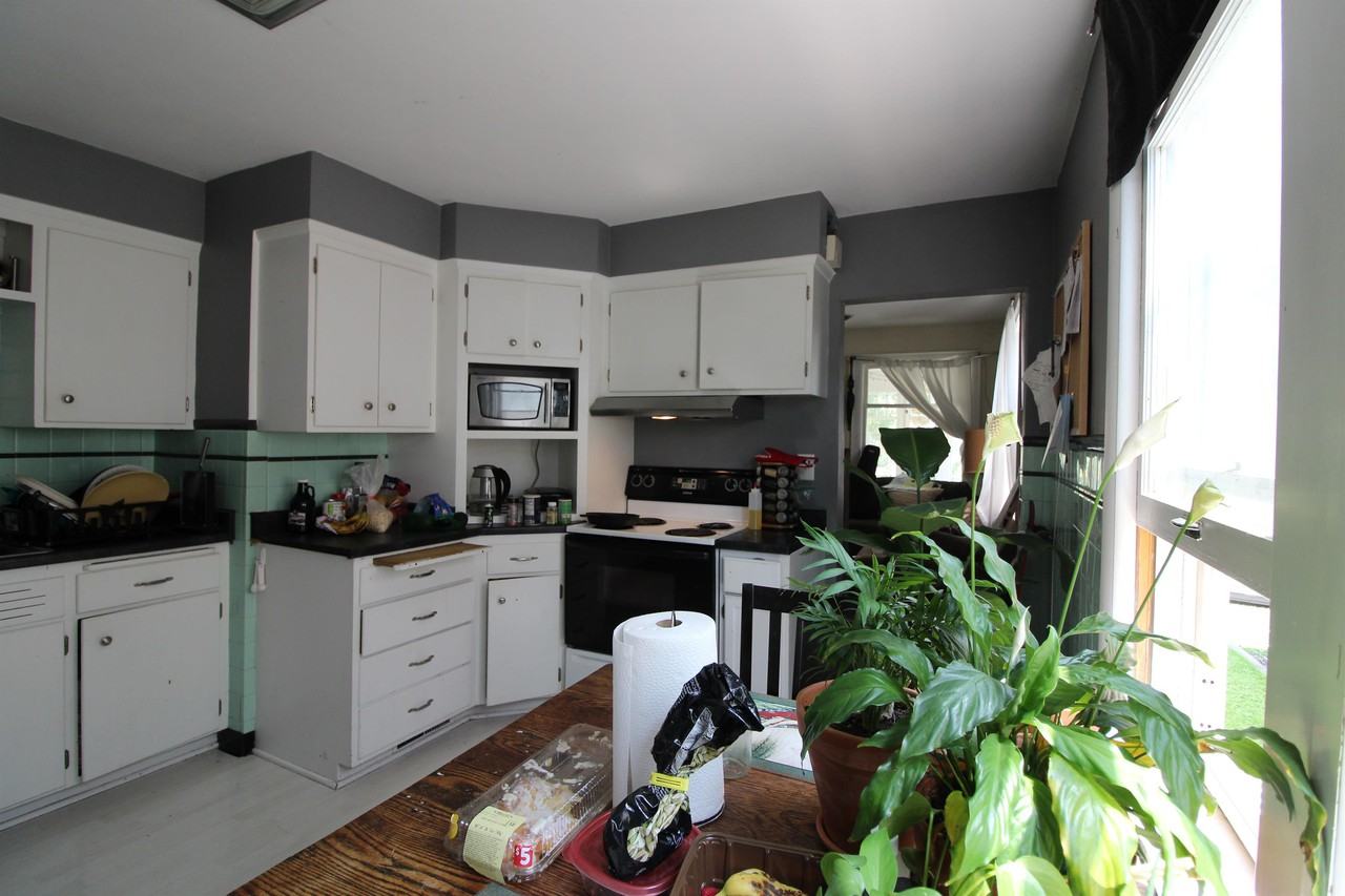 2933 N Newhall St #A - Photo 3 of 27