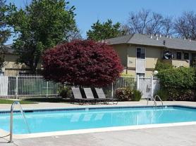 2550 S King Rd - Photo 1 of 1