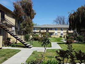 2550 S King Rd - Photo 1 of 1