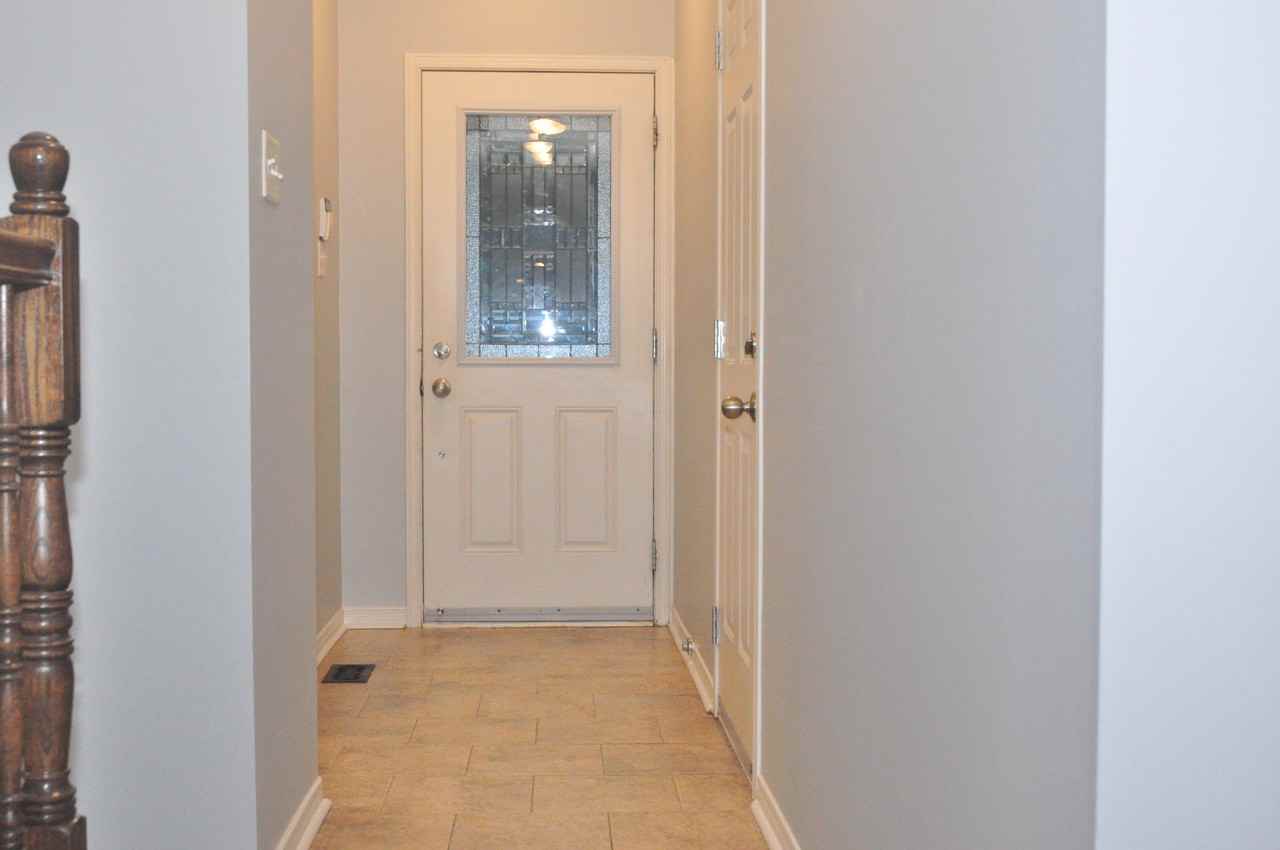 561 Weatherston Street - Photo 3 of 30