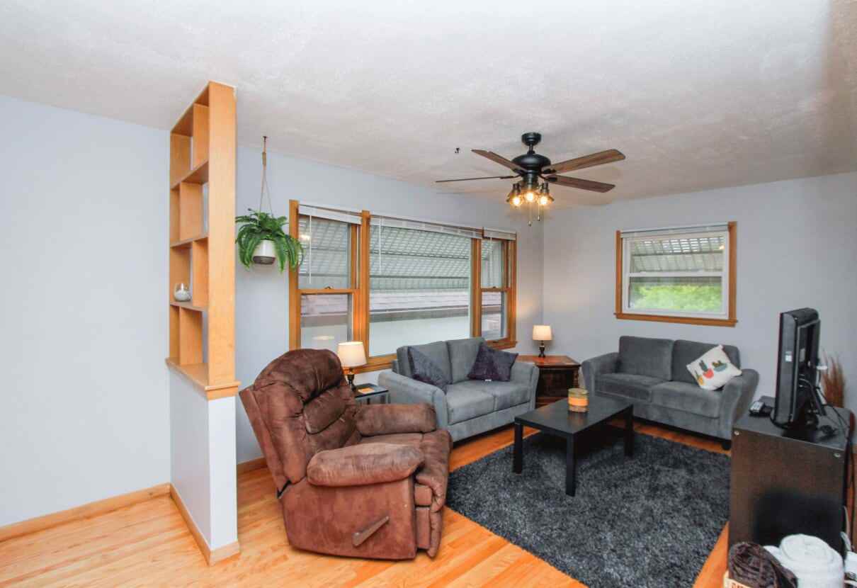 2418 S 75th St #2418 - Photo 3 of 32