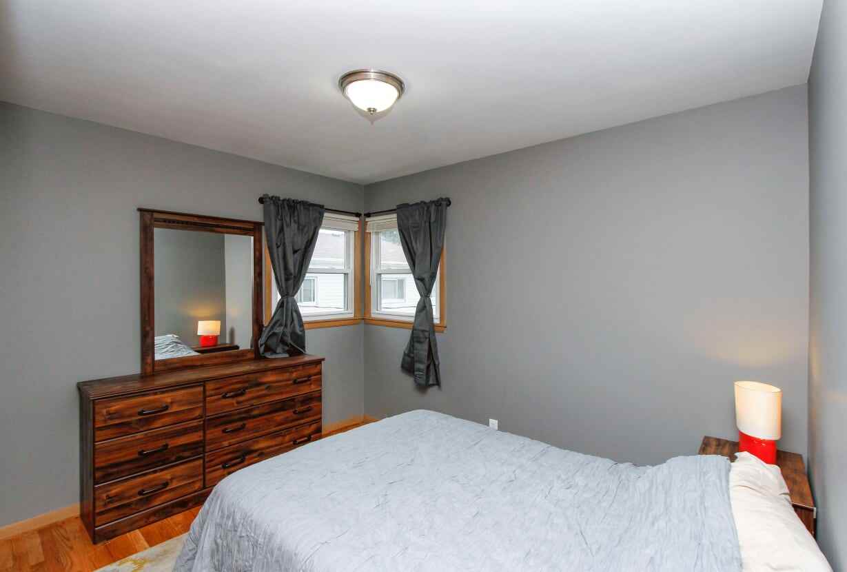 2418 S 75th St #2418 - Photo 7 of 32