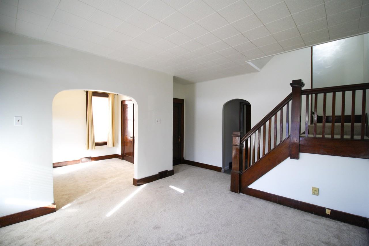 316 Pine St #1 - Photo 4 of 16