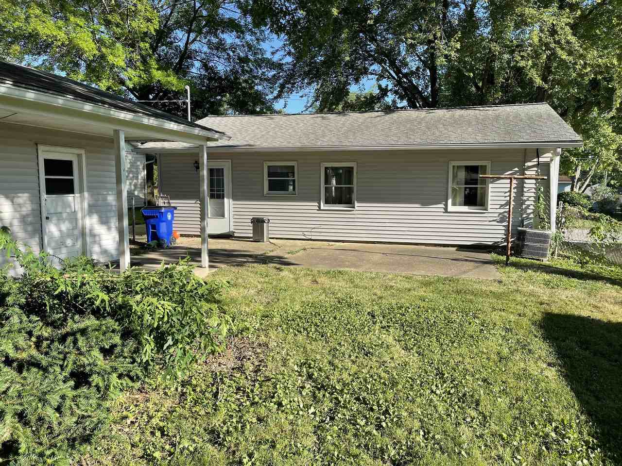 338 W Imboden Dr #1 - Photo 3 of 20