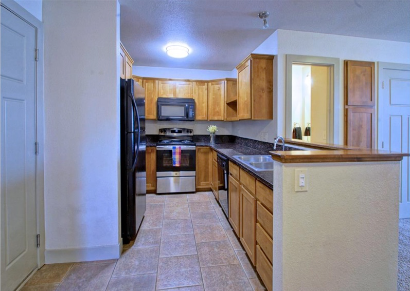 2008 Ravenview Rd - Photo 2 of 22