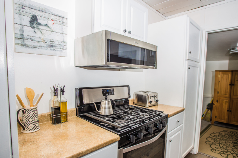 6512 Lowry Ln - Photo 3 of 20