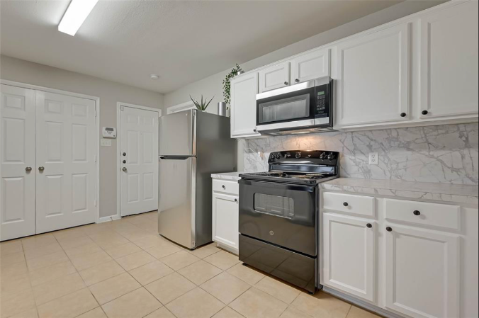 23326 High Point St #43A - Photo 3 of 18