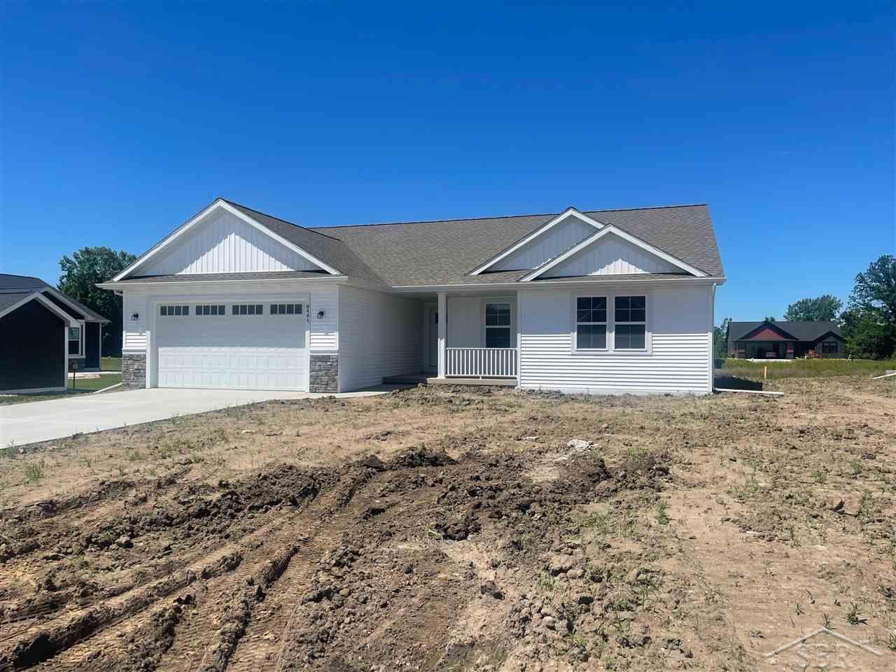 8441 Cottonwood Dr - Photo 2 of 34