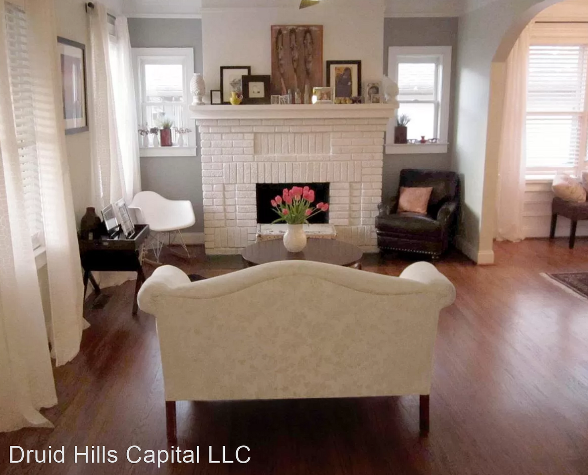 14 Whitefoord Ave Ne - Photo 3 of 8