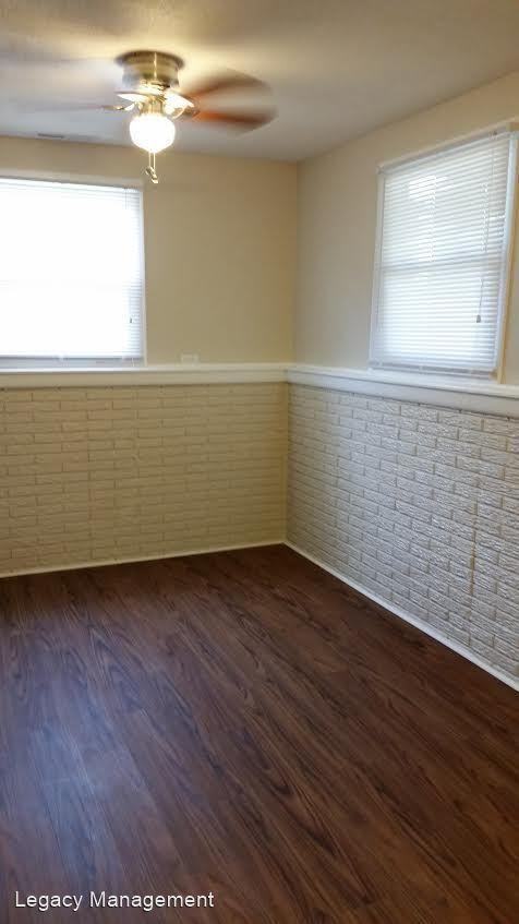 2305-2307 Jebens Avenue - Photo 2 of 8