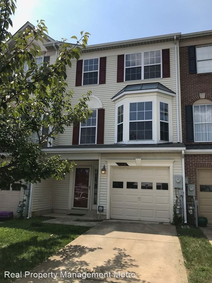 8312 Wades Way - Photo 2 of 25
