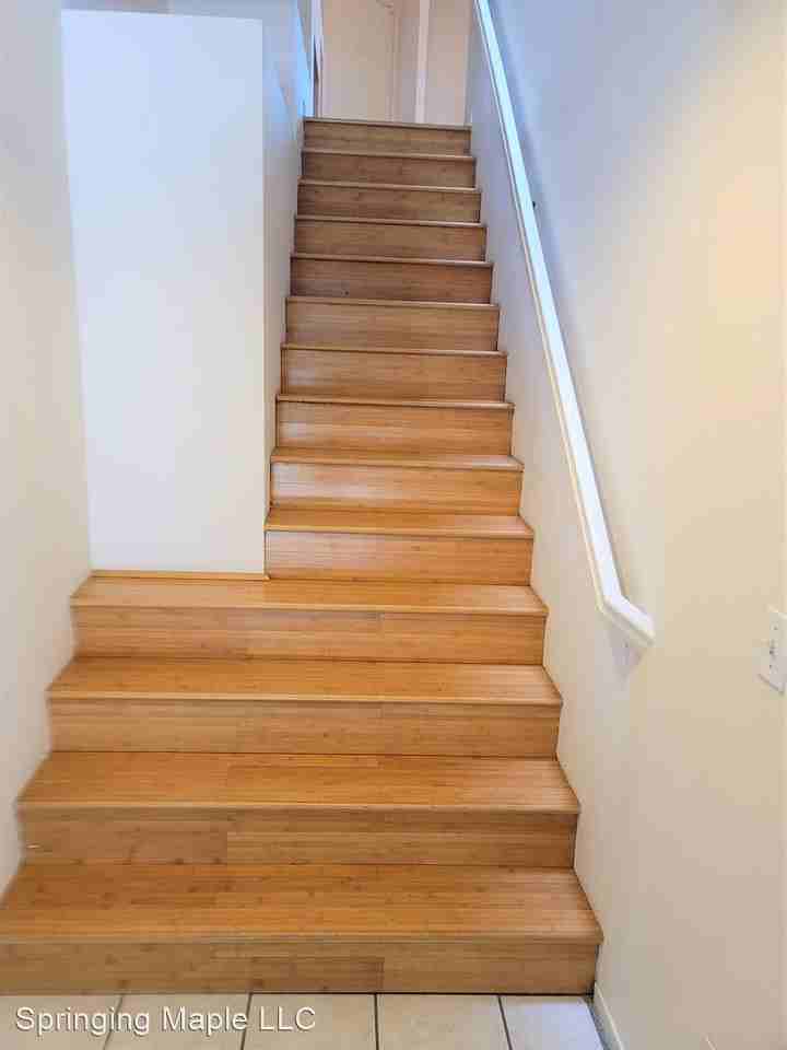 665 Atherton Pl - Photo 3 of 25