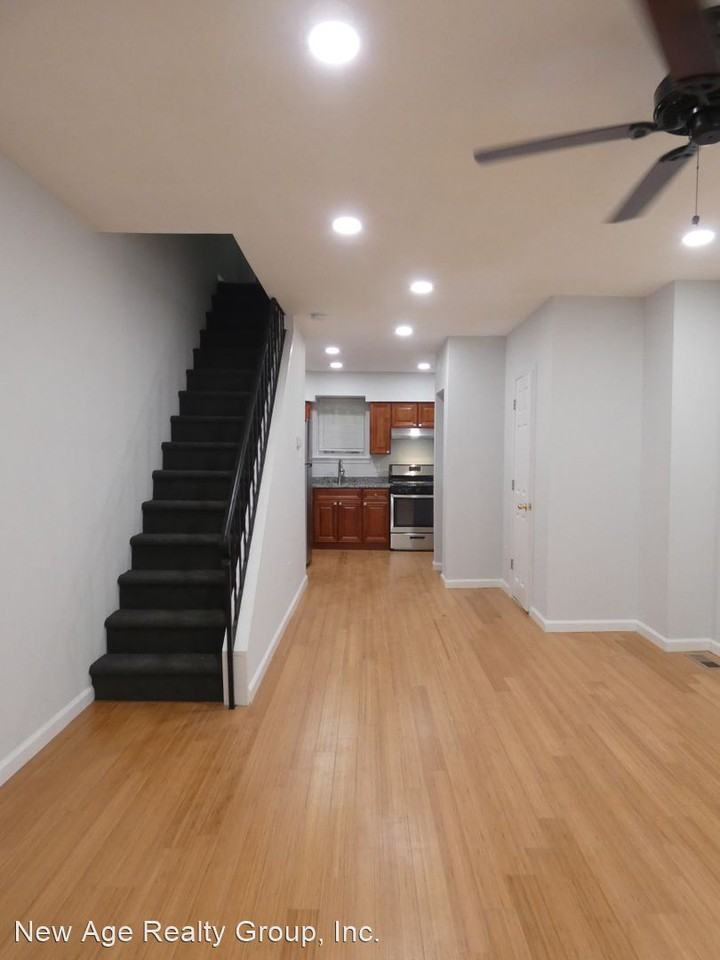 429 N Napa St - Photo 2 of 10