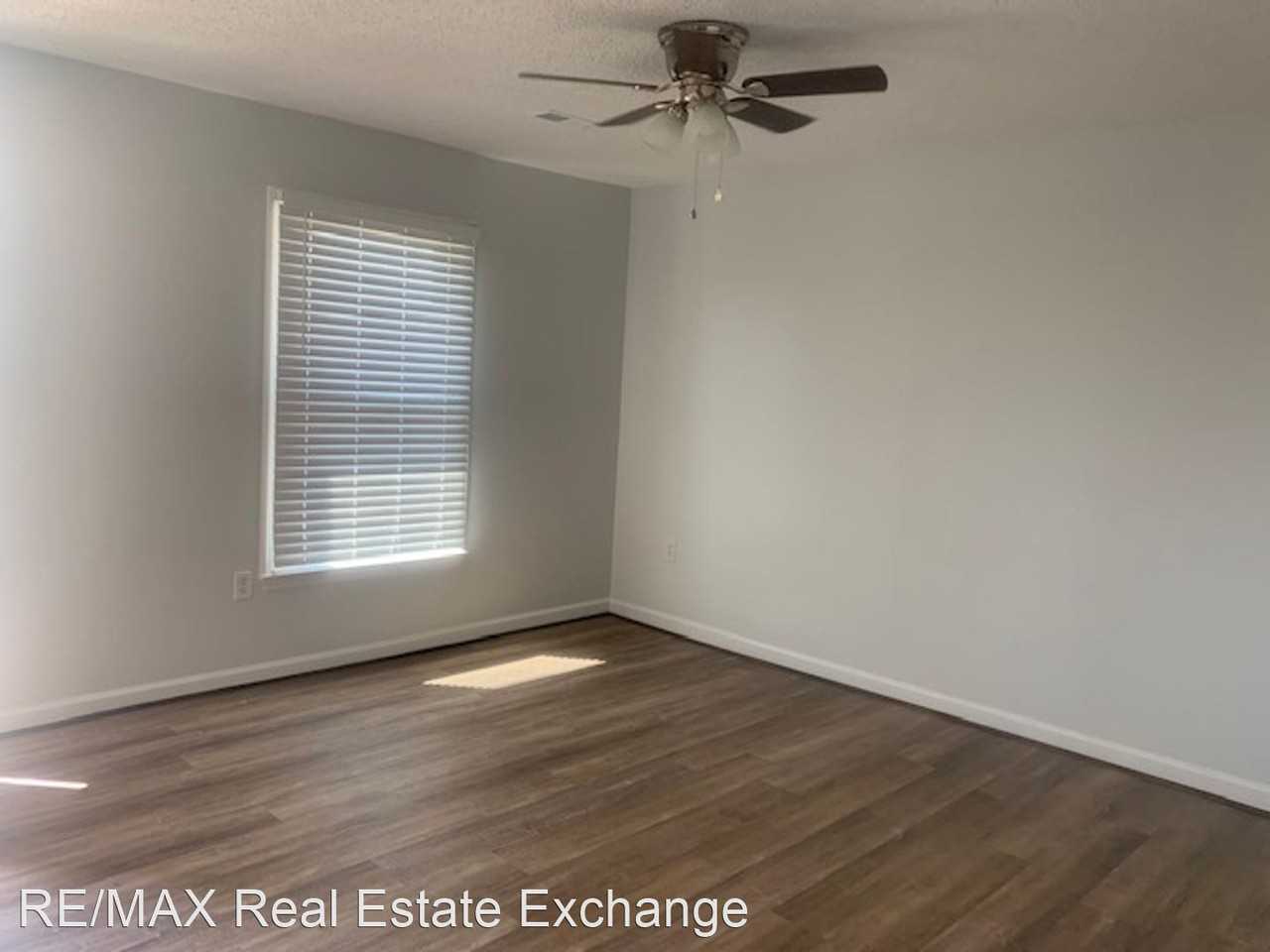 696 Hiawatha Road - Photo 2 of 10