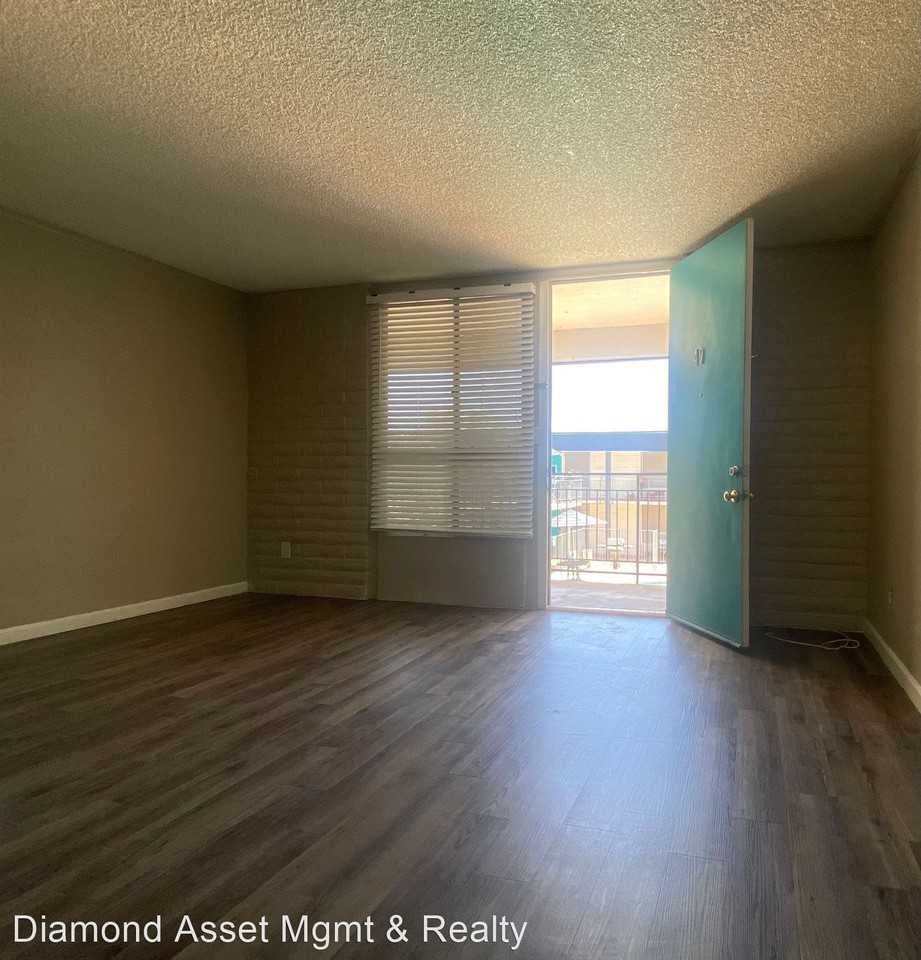 Scottsdale 5th Apartments 6405 E Indian School Rd, Scottsdale, AZ