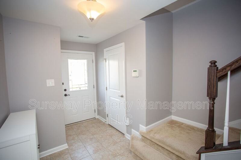 267 Iannelli Rd - Photo 3 of 50