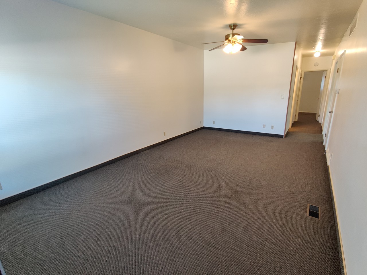 2227 W 4300 S - Photo 2 of 17