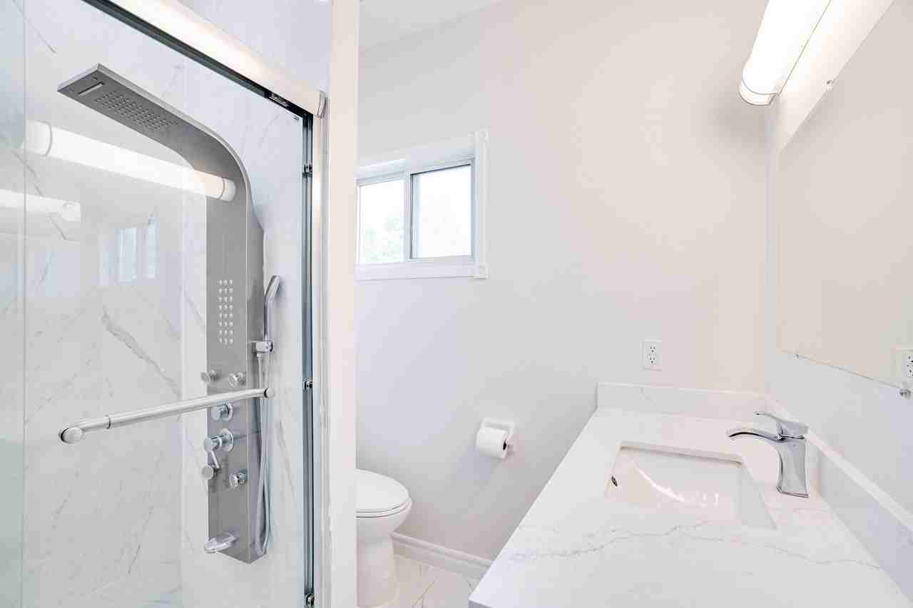 83 Adams Street - Photo 3 of 16