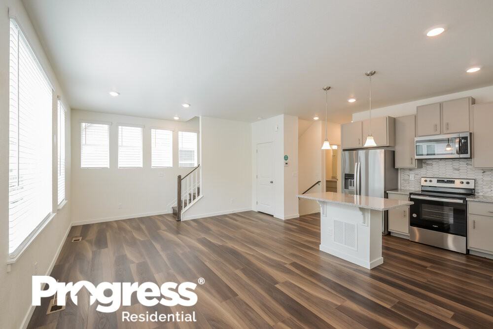 18574 E 47th Pl - Photo 5 of 18