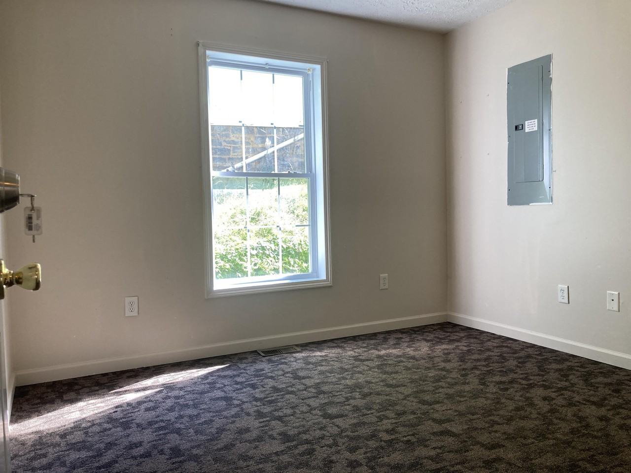 667 Spruce Street #1-1stFL - Photo 6 of 18