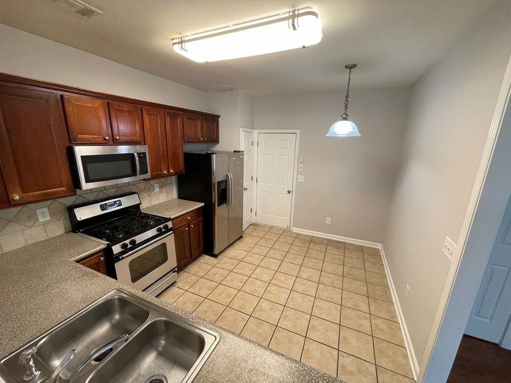 13340 Marrywood Ct - Photo 3 of 29