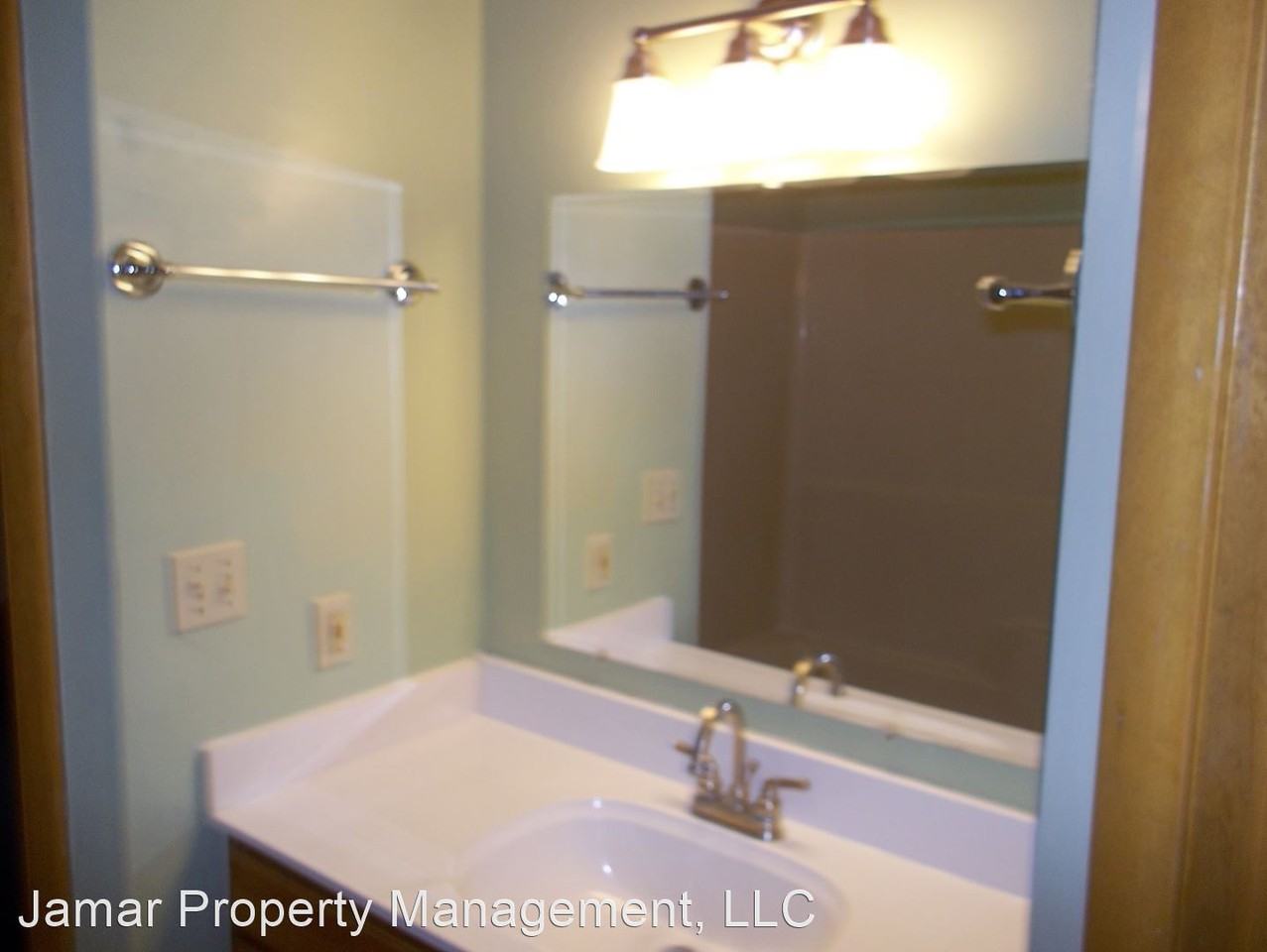 East Smith Avenue - Photo 3 of 11