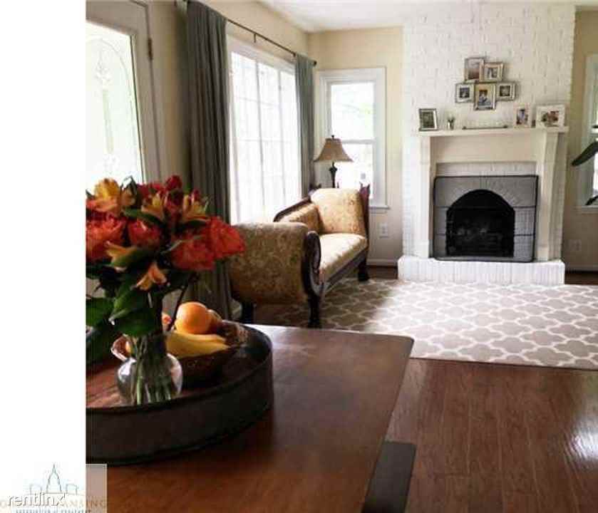 4659 Liverance St - Photo 3 of 12