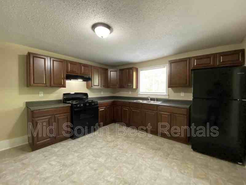 1222 W 19th St - Photo 3 of 6