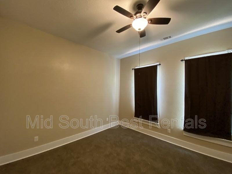 1222 W 19th St - Photo 4 of 6