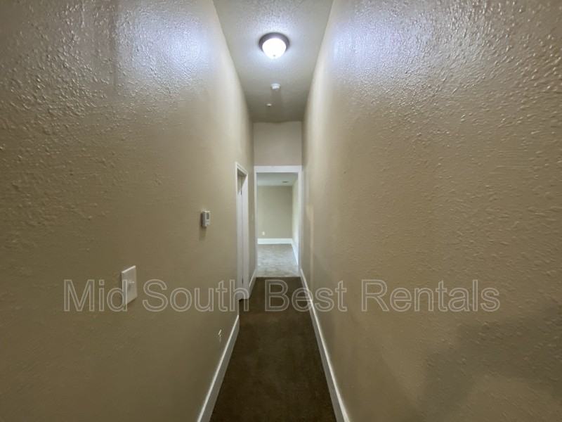 1222 W 19th St - Photo 5 of 6