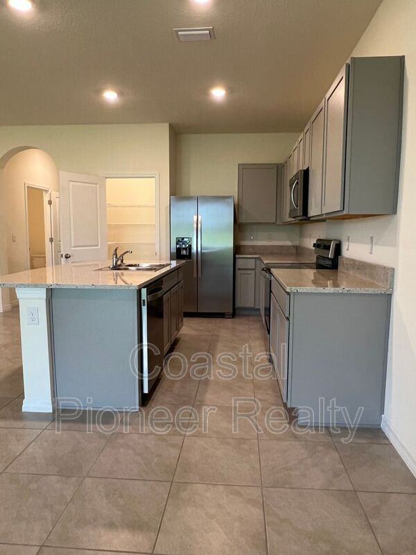 5330 Dragonfly Dr - Photo 7 of 29