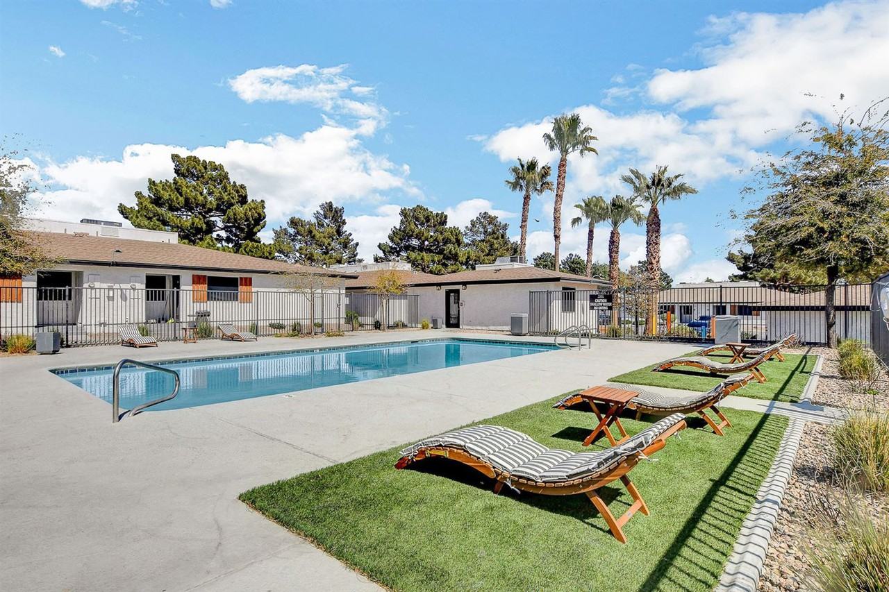 Tides on West Cheyenne - Photo 3 of 19