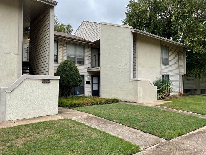 833 Cardinal Creek Blvd B, Norman, OK 73072 3 Bedroom Condo for 1,195